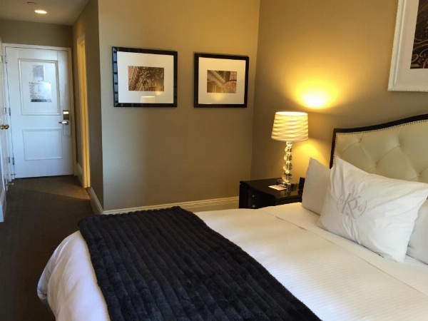 Kensington Park Hotel image 15