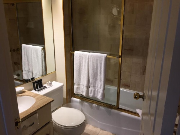 Kensington Park Hotel image 26